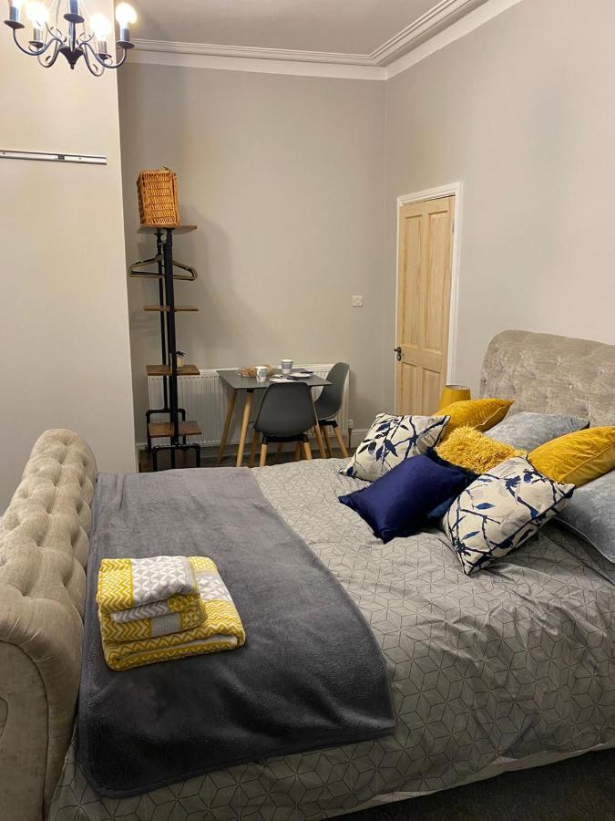 Cambridge Villas Private Studio Lytham St Annes Zewnętrze zdjęcie